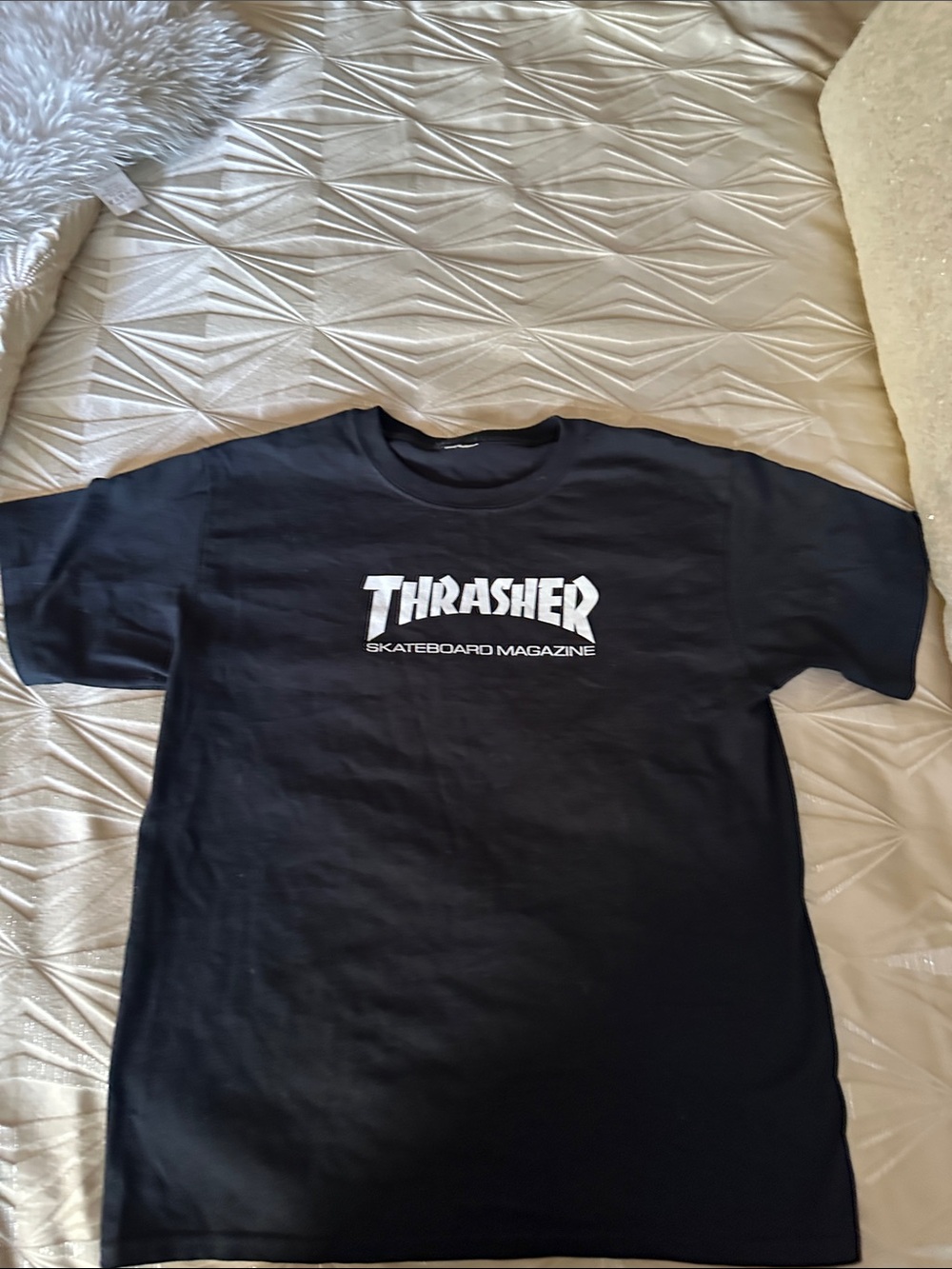 $10 for 1 or 3 for $21// Thrasher Black Tee with White Logo - Kids Short Sleeve